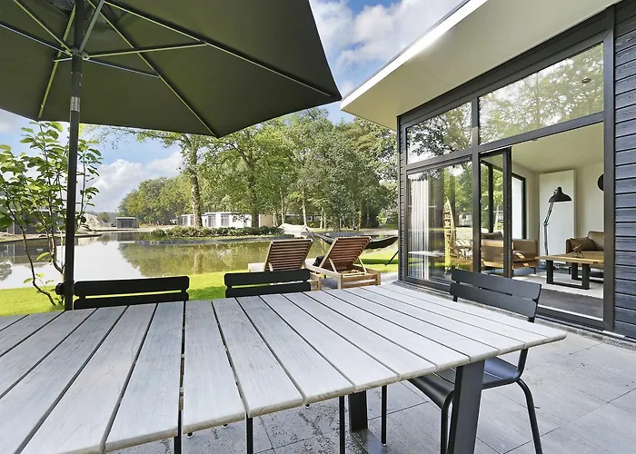 Buitengoed De Vlinderhoeve 홀리데이파크