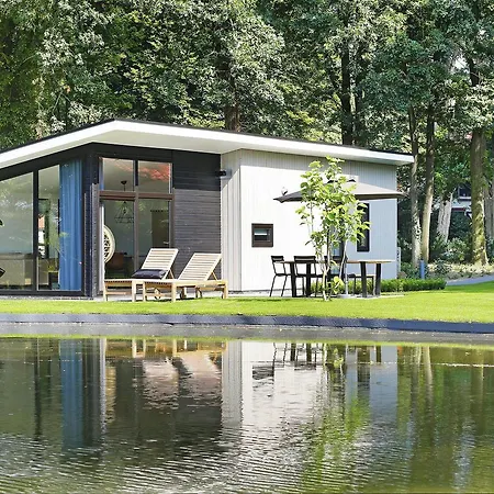 Buitengoed De Vlinderhoeve Üdülőpark *